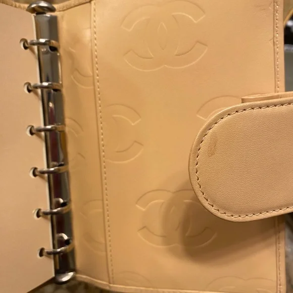 Chanel FLASH FINAL SALE - Cream Cambon Agenda PM /Wallet PRICE is FIRM - Picture 5 of 12